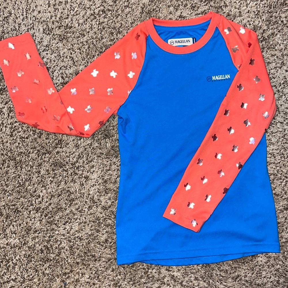 Girls size XS TEXAS Magellan top.